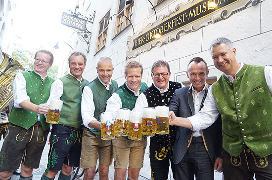 Die Münchner Brauereichefs bei der Wiesn Bierprobe 2014: ... (Augustiner), Dr. Michael Möller (Hofbräu), Andreas Steinfatt (Paulaner),  Bernhard Klier (Löwenbräu) ... (Hacker Pschorr)